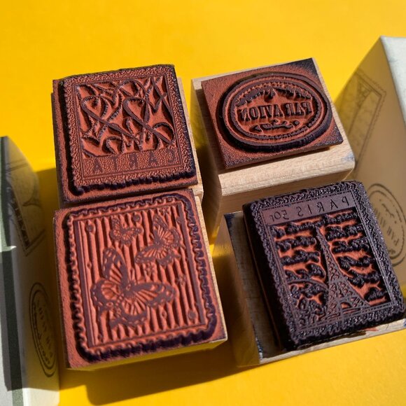 8 French Paris-themed stamps - Picture 14 of 15